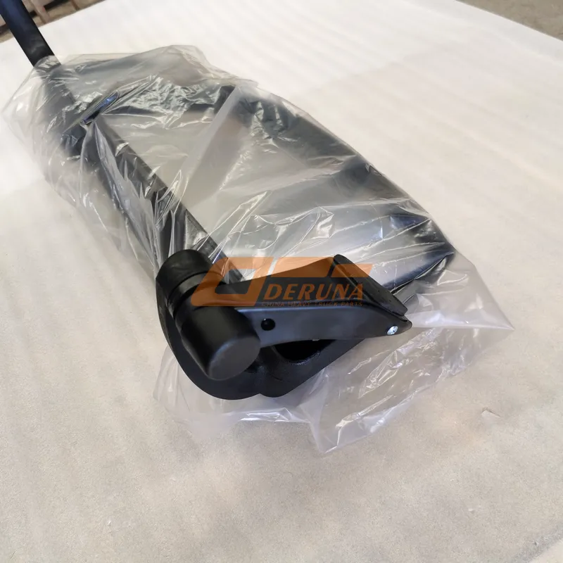 WG1646770002 Howo Vehicle Right Rear View Mirror (Right-Hand Drive)