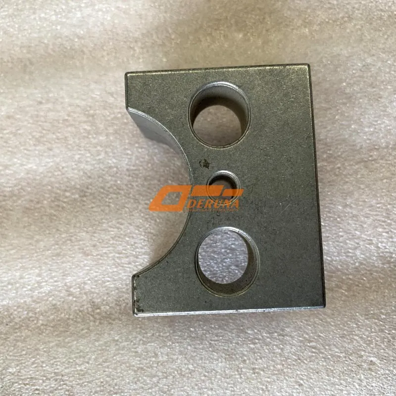 200V04202-0136 Rocker Arm Holder