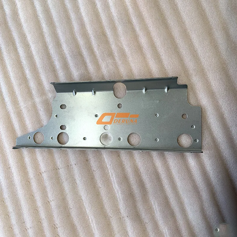 201V08120-5286 Insulation Plate 4 - 6-Cylinder