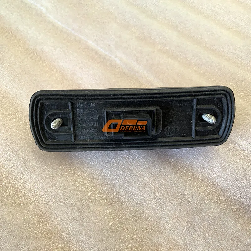 811W25260-6002 High-Top Front Clearance Lamp (Full-Sealed)