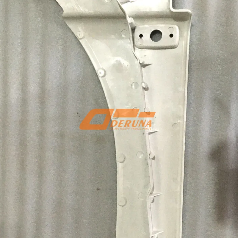812W66410-0308 Right Side Panel Of The Rear Wing (Side Marker Lights)