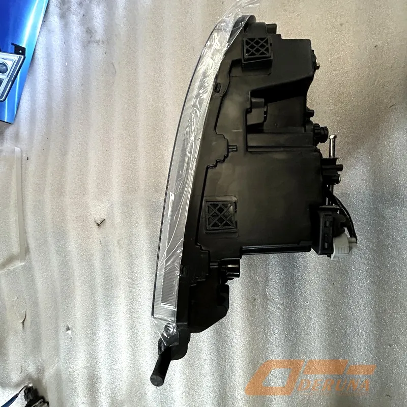 812W25101-6021/1 Led Headlight Assembly (Left/ Non-Metallic Bumper) (Hedwright)