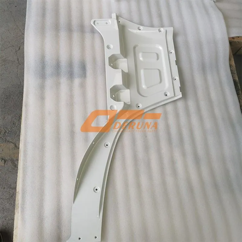 WG1664335103 Left Door Lower Trim Panel Inside