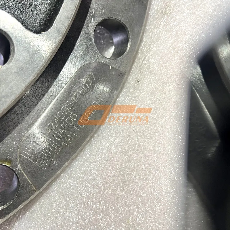 WG4095415037 Pm Front Wheel Hub Naked