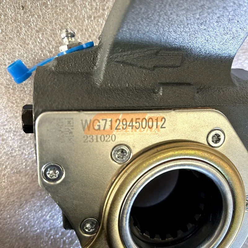 WG7129450012 Ratchet Cm Right
