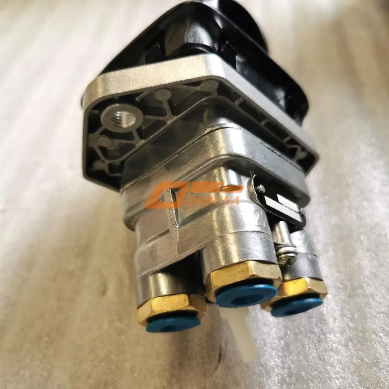 WG9000360424 Hand Brake Valve(Holster)