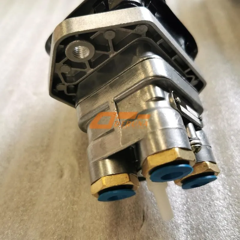 WG9000360424 Hand Brake Valve(Holster)