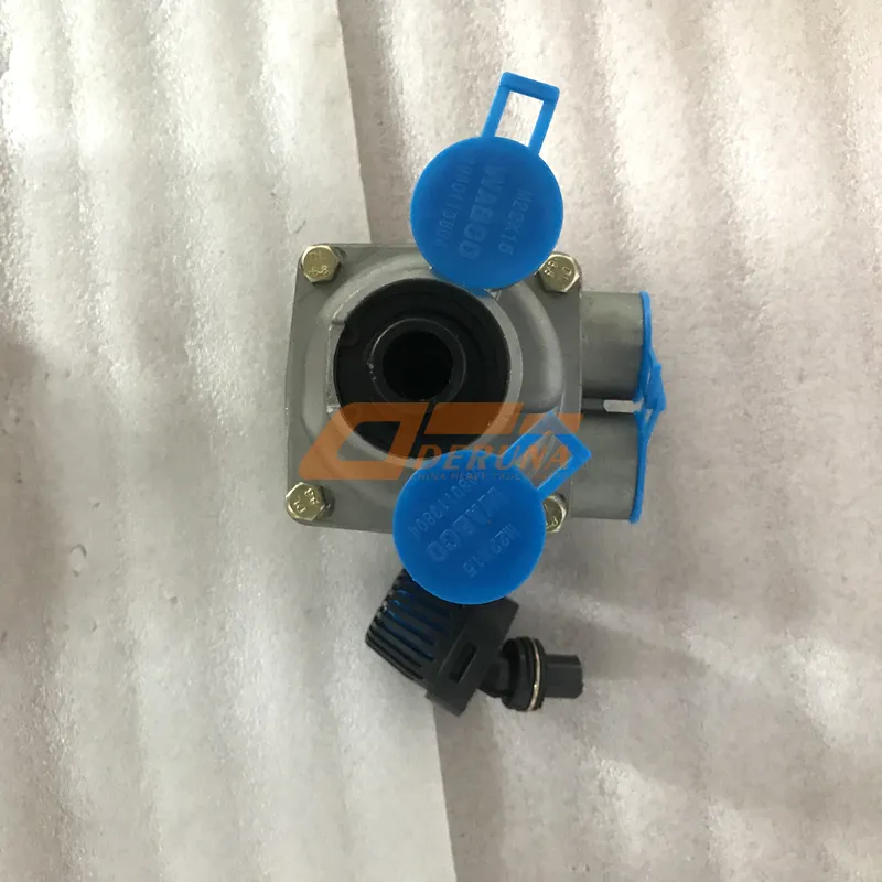 WG9000360530 Main Brake Valve Euro-3 (Pedal)