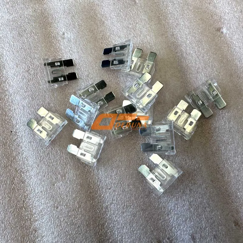 WG9716582301+006 25A Chip Fuse