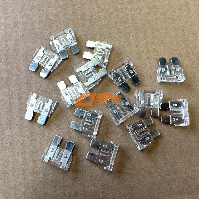 WG9716582301+006 25A Chip Fuse
