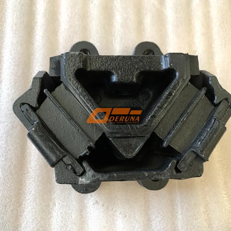 WG9925590280 Front Rubber Support Assembly