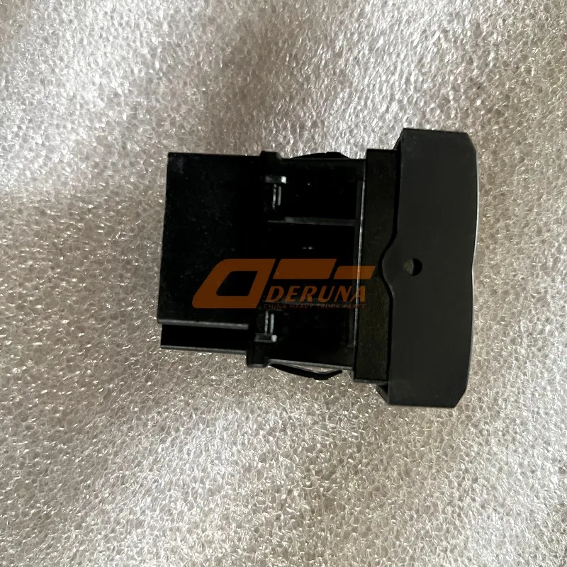 WG9X25581025 Right Window Lift Switch