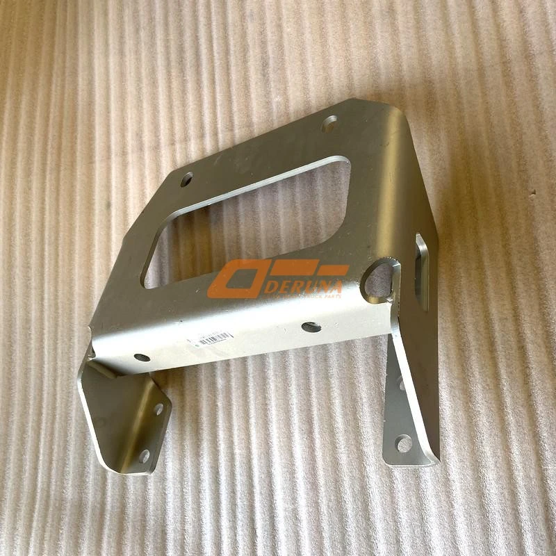 712W15502-0235 Muffler Bracket Assembly