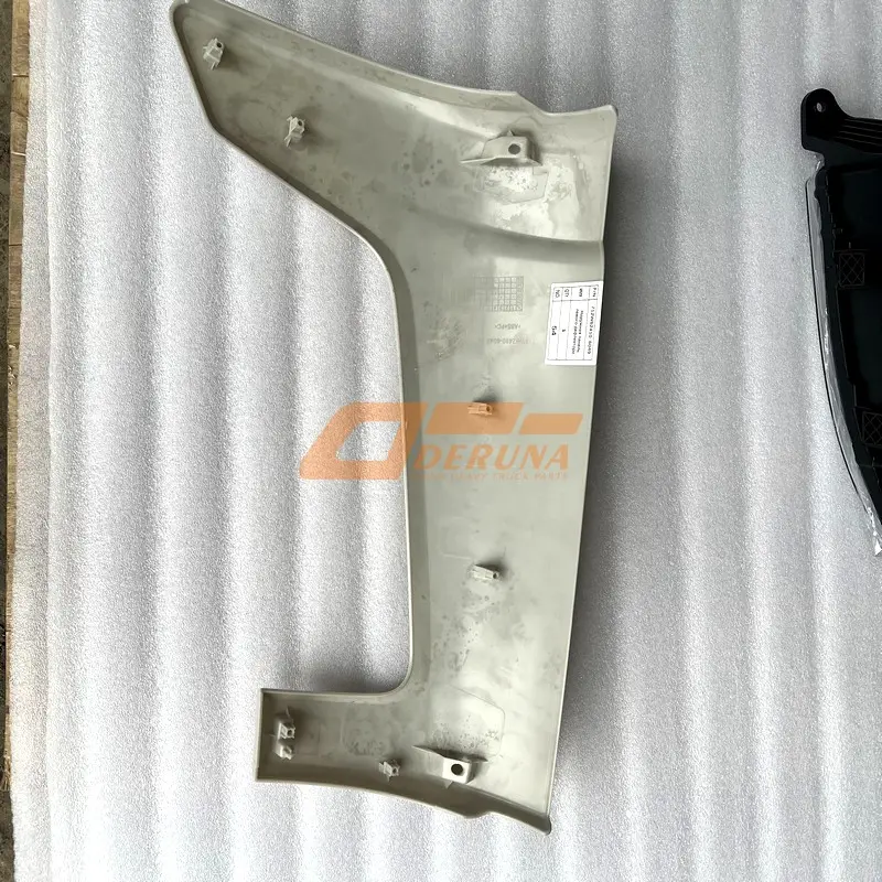 712W62410-6049 Right Windshield Inner Plate