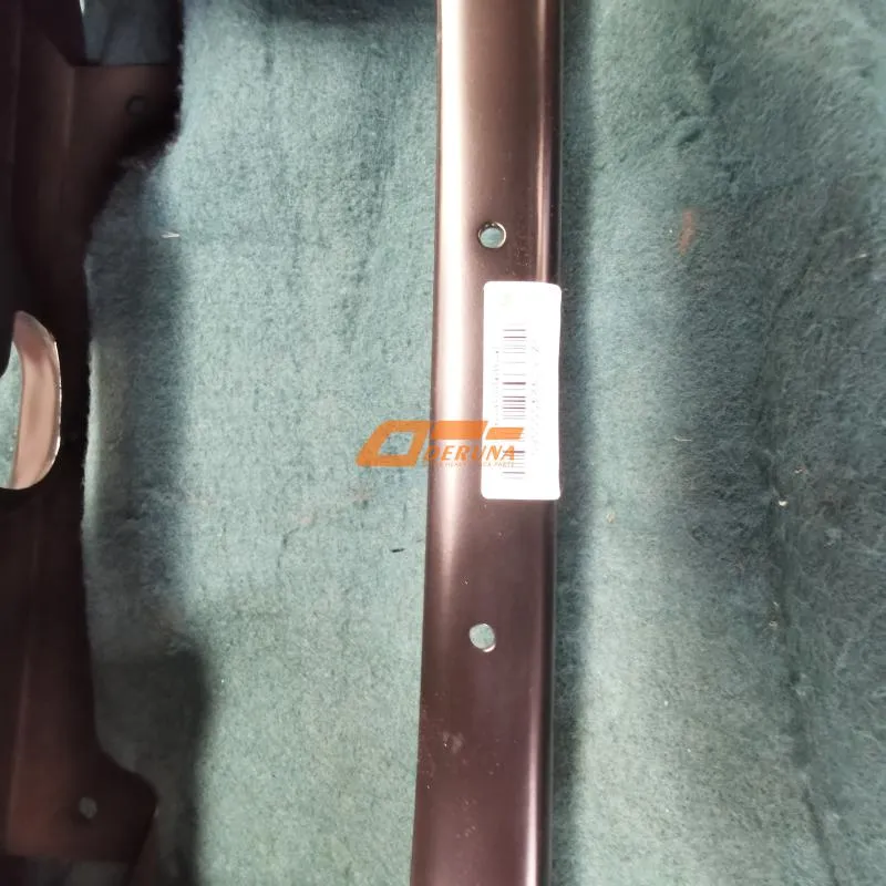 AZ16D424000060 Metal Bumper Center Section Assembly