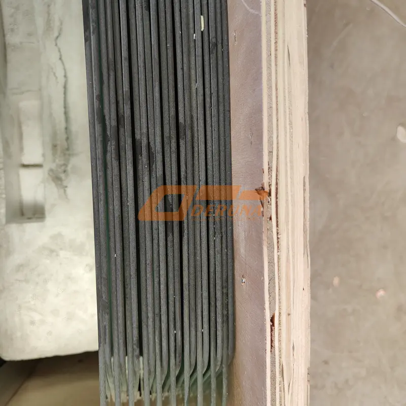 WG1642330061 Door Glass R