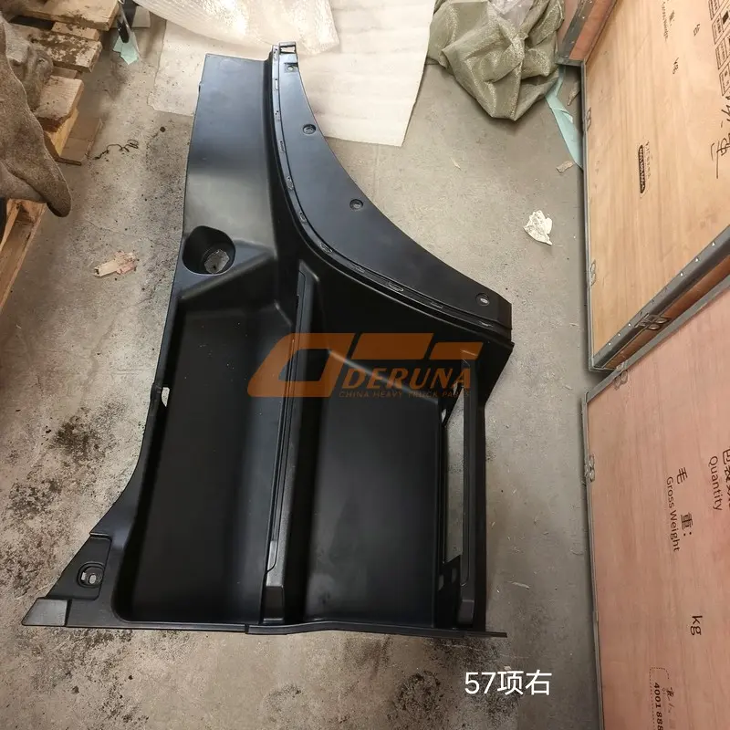 WG1664232017 Right Wing Panel