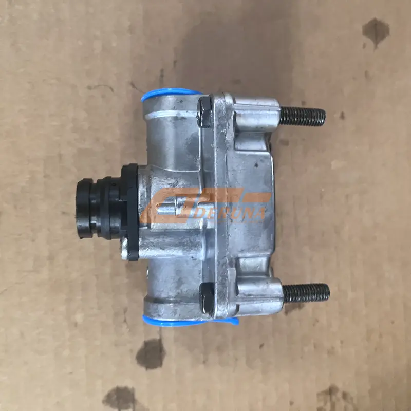 WG9000360524-2 Relay Valve