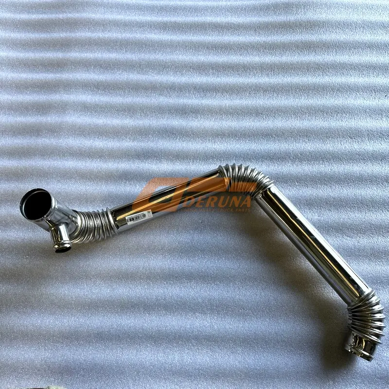 WG9925530035 Radiator Outlet Pipe