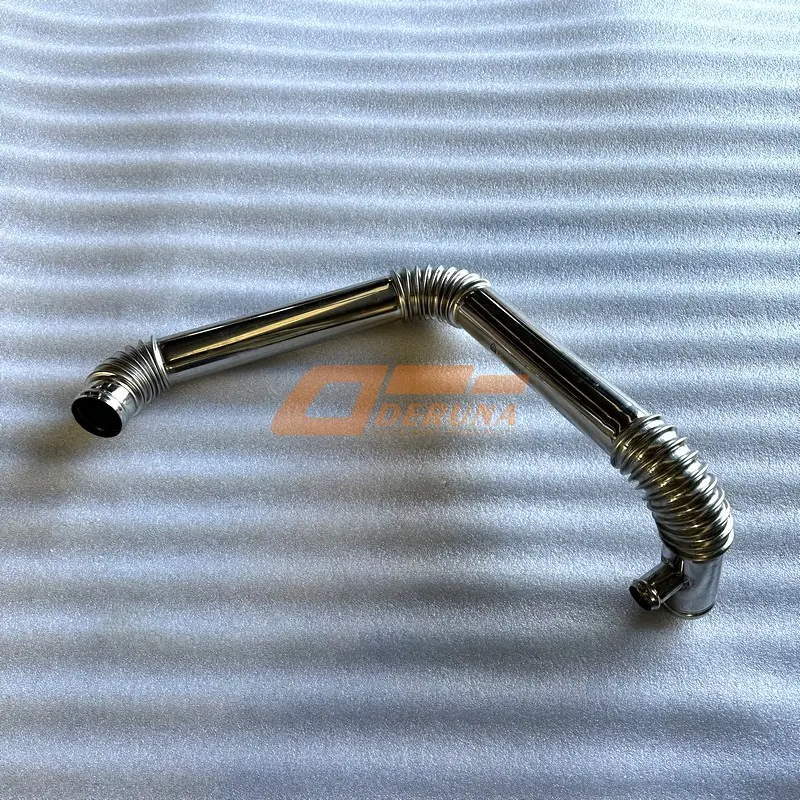 WG9925530035 Radiator Outlet Pipe