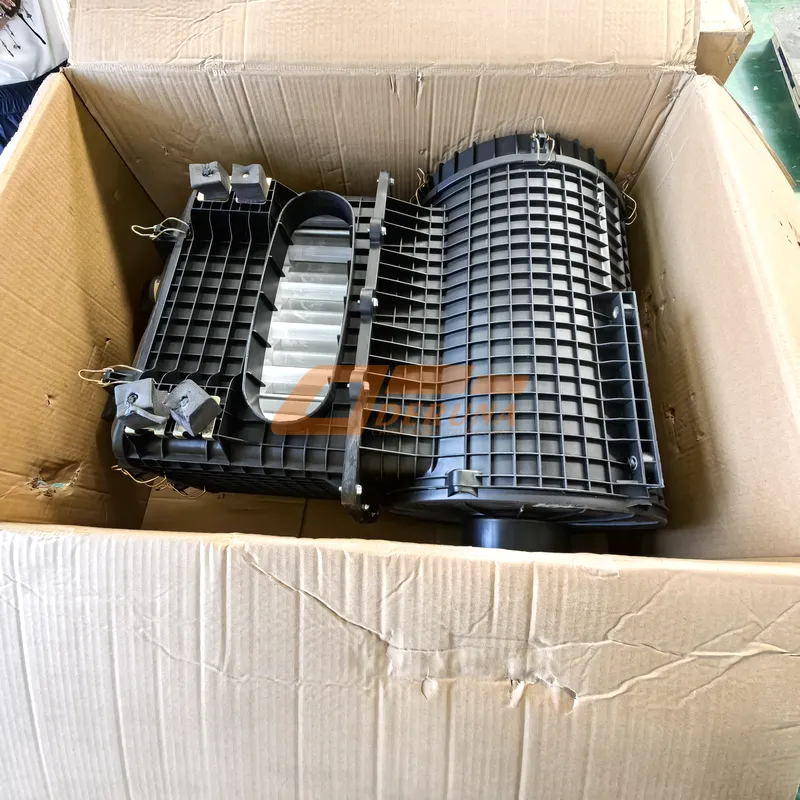 1109010-77CB Air filter assembly 3250, 3310 Euro 5 (housing+ filter)