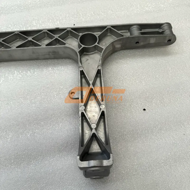 2803651-2000/C Front Bumper Side Bracket Assembly