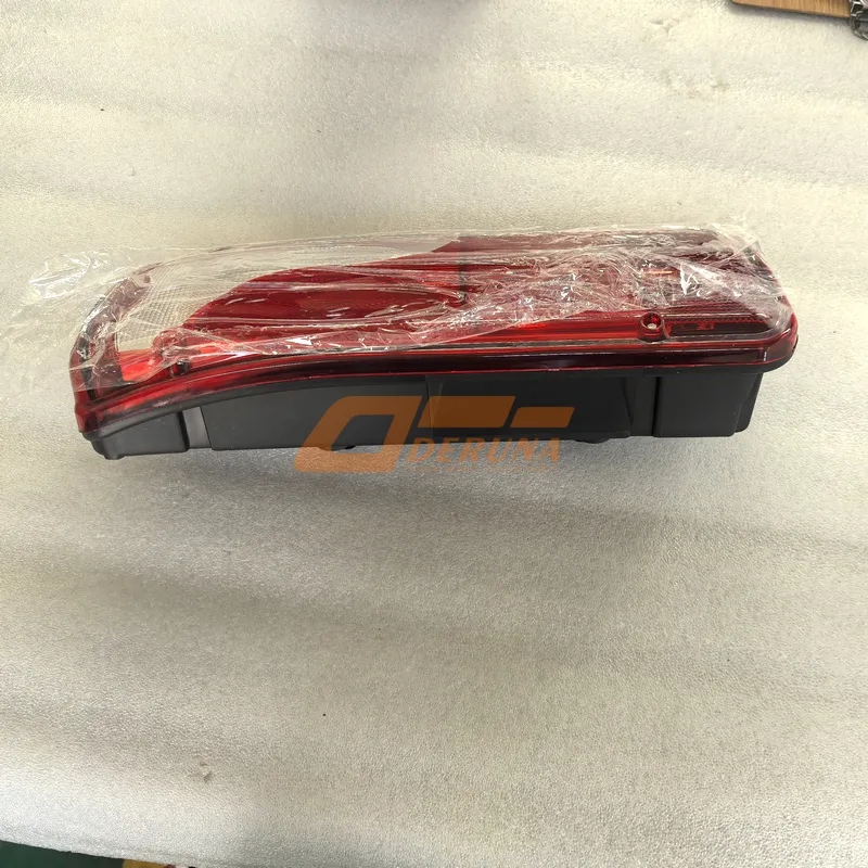 3716020-2000-C00C Right combination taillight FAW J7