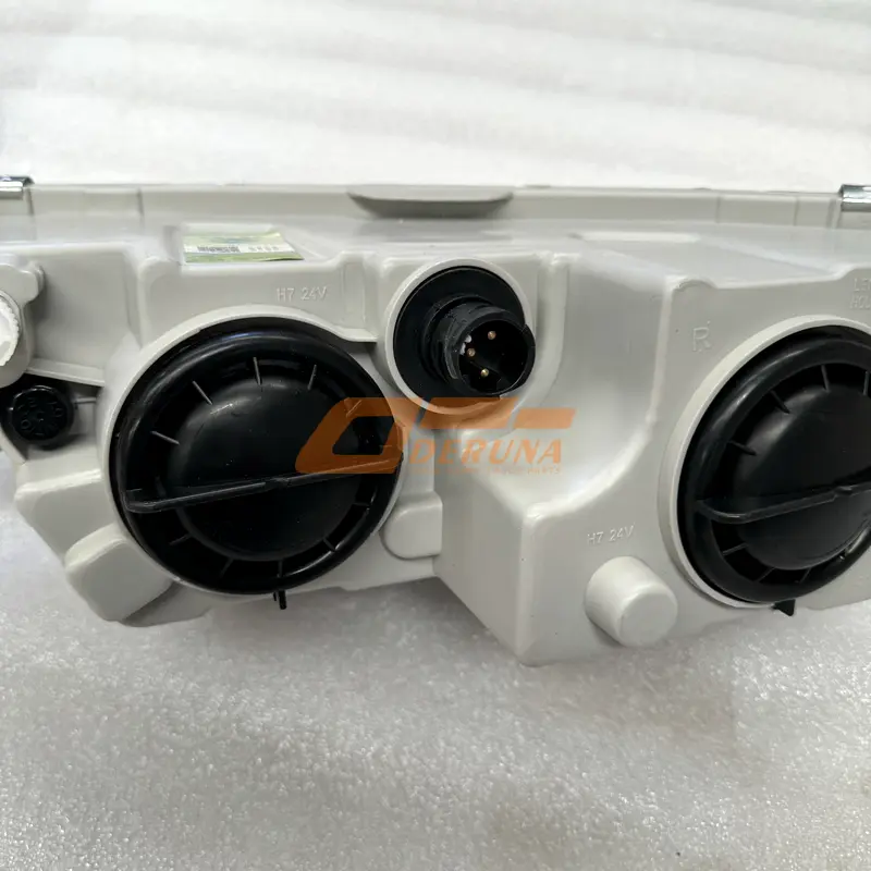 3732020-2000-C00/E Right Front Fog Lamp Assembly