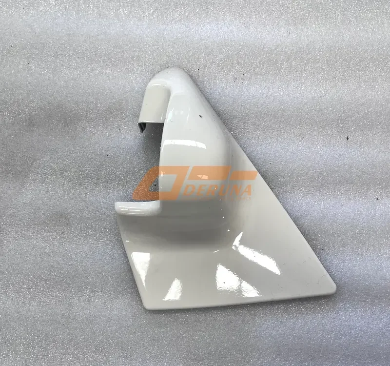 8202021-A01 Left Lower Mount Decoration Cover