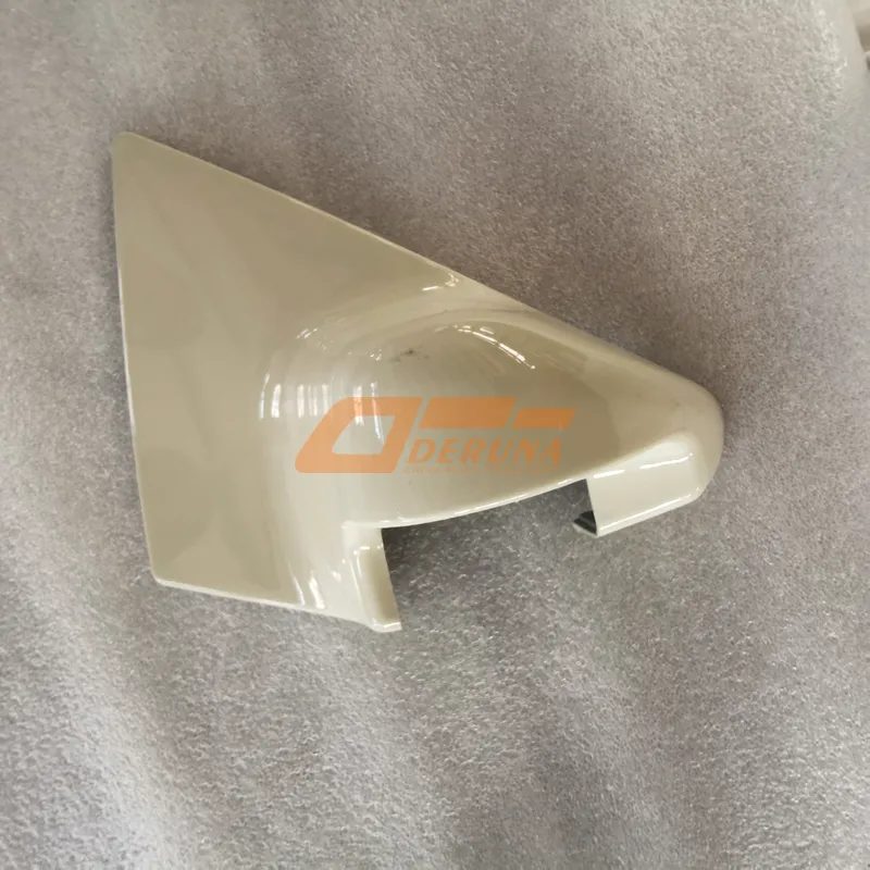 8202022-A01 Mirror bracket cover (lower right)