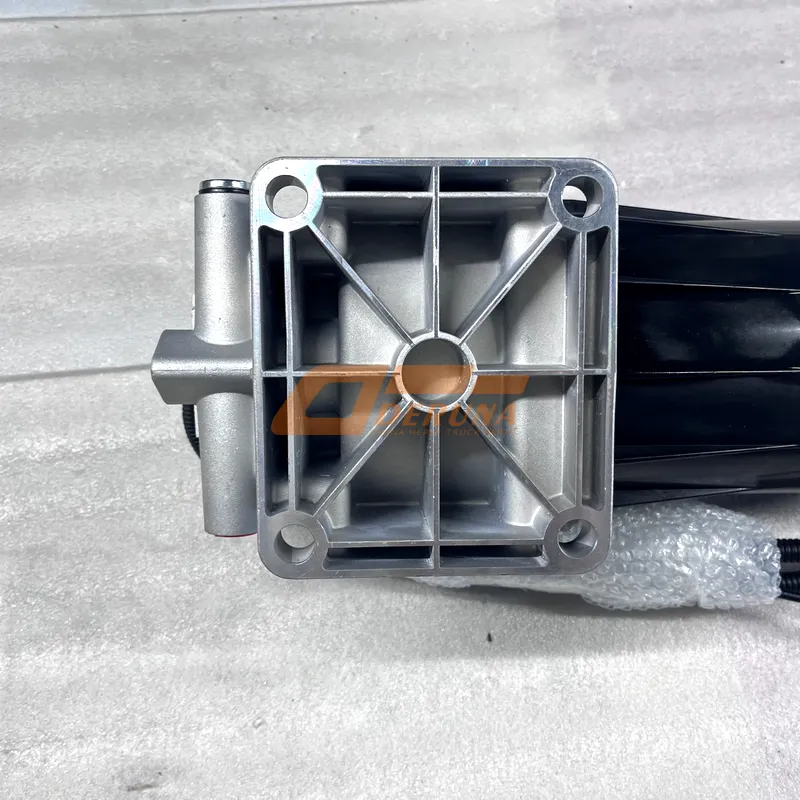 WG9925550990 Fuel Filter Housing Howo T5G