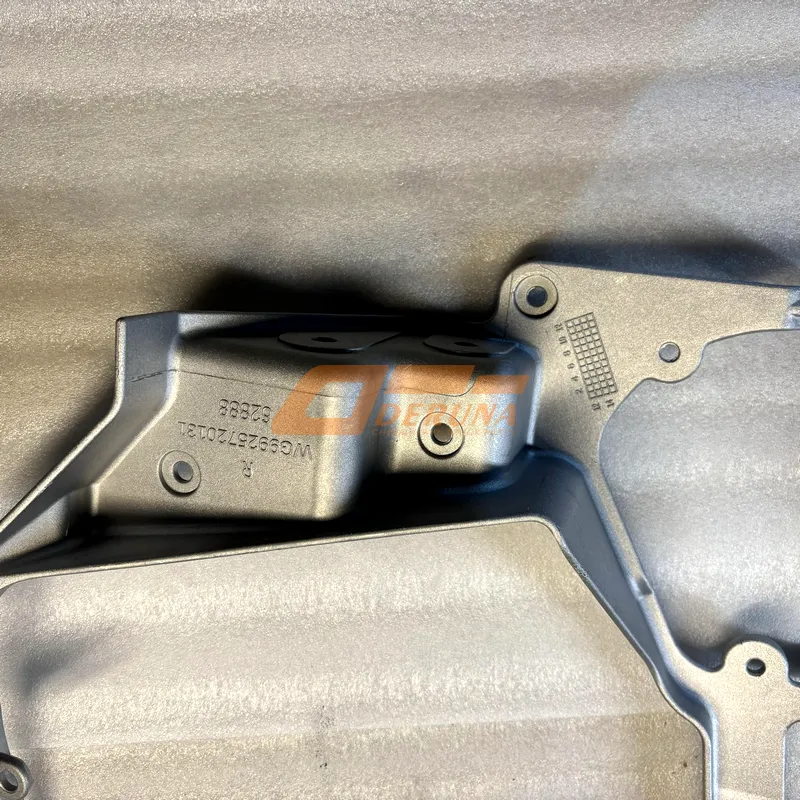 WG9925720131 Headlamp Bracket Right Howo T5G