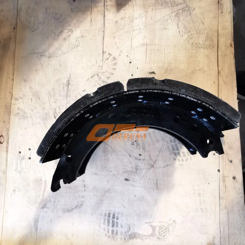 220 Front Brake Shoes