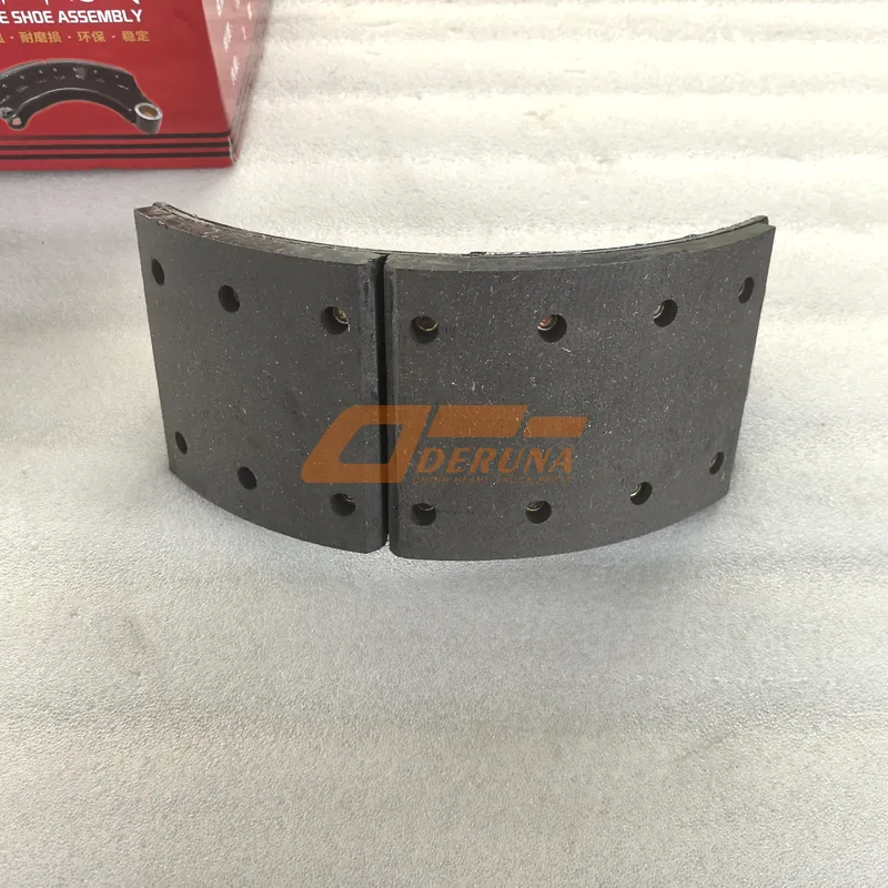 3501390C242 Front axle brake pad FAW J6 assembly