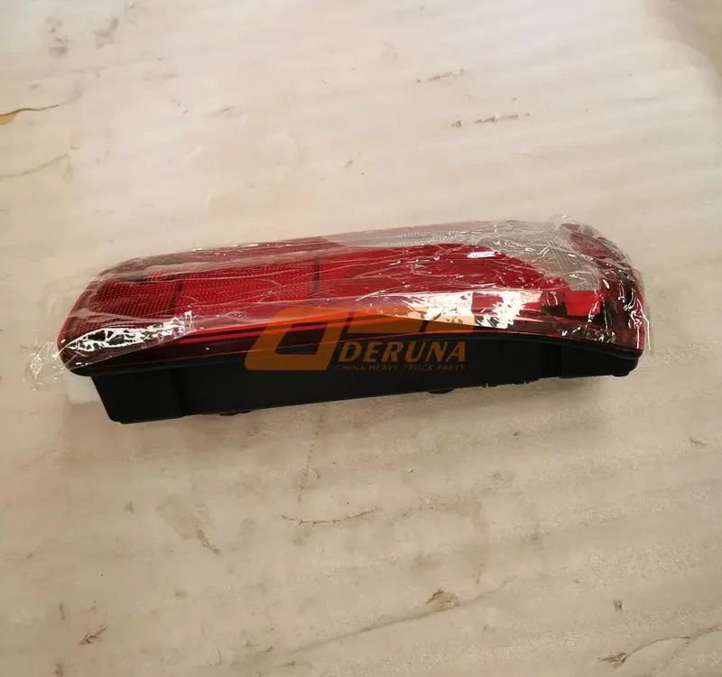 3716015-2000-C00/C Left Rear Combination Lamp Assembly