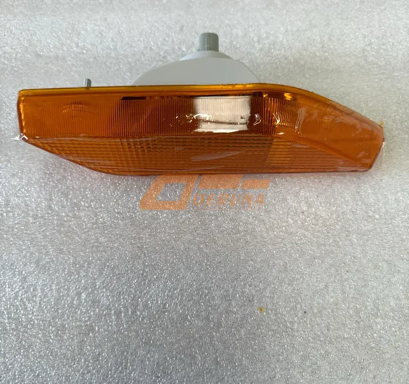 3726020-2000-C00/F Right Turn Signal Assembly
