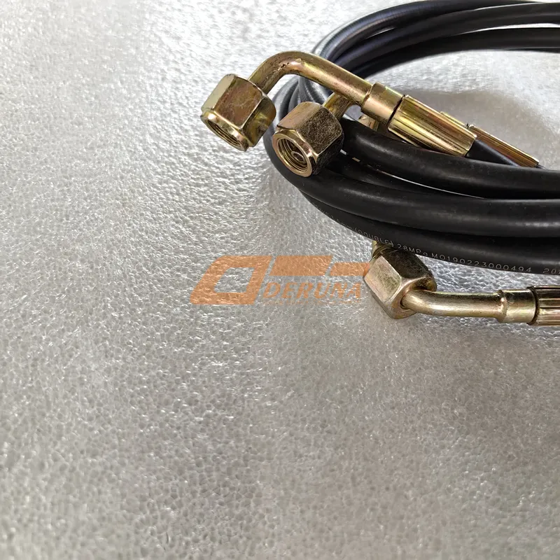 5002115-2000-C00/C Hose assembly, between the tees FAW J7