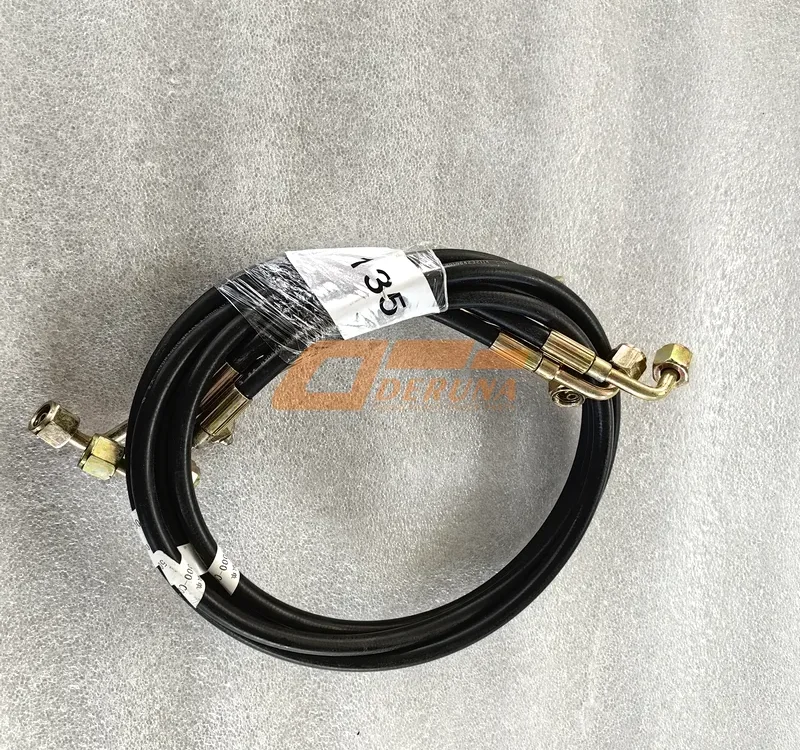 5002115-2000-C00/C Hose assembly, between the tees FAW J7