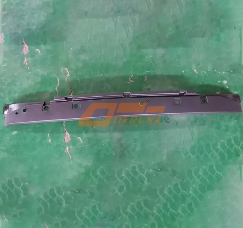 5302350-B90/E Lower windshield trim assembly FAW J7