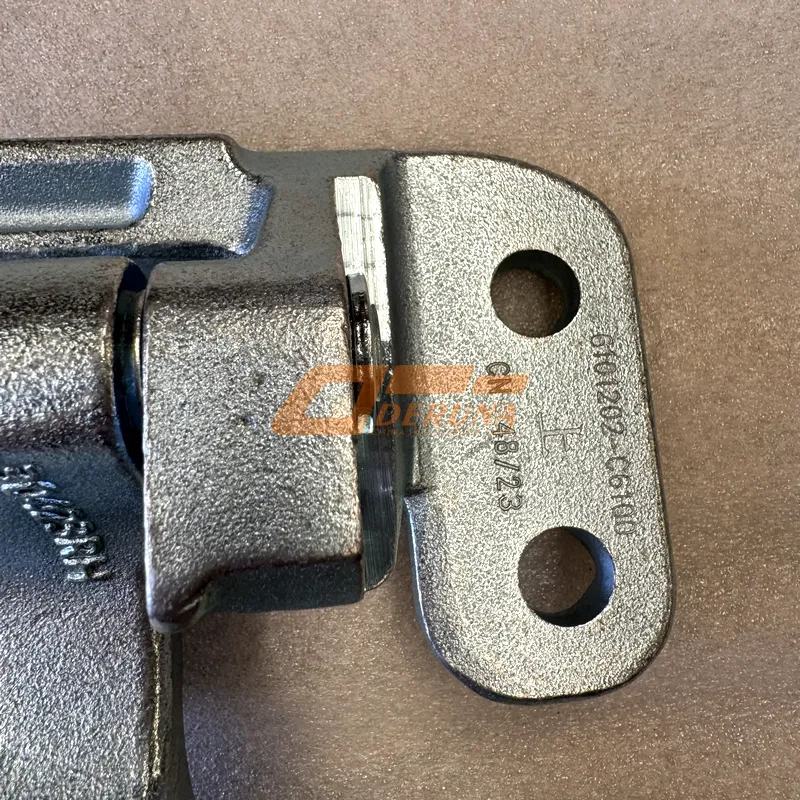 6101202-C6100 Upper door hinge assembly-right- 100% Genuine Factory Price