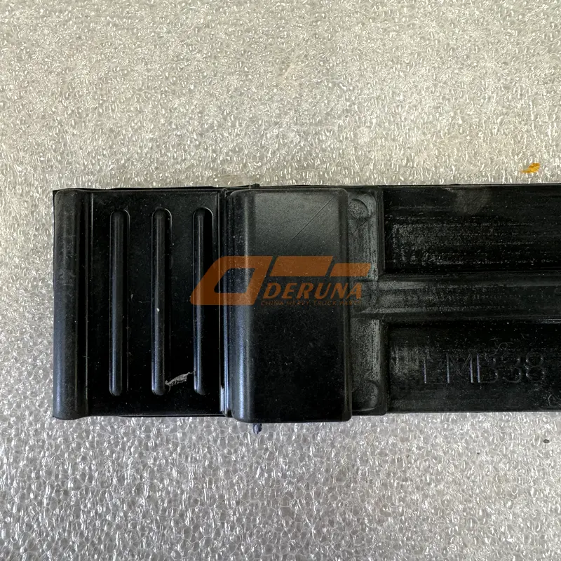8404017-91W/J Rubber Connection Strap