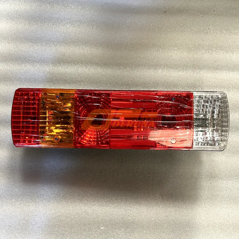 A520-544-01-03 Left Tail Light