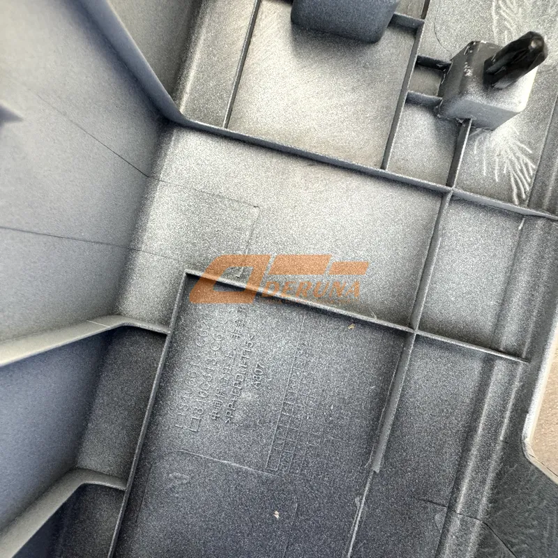 8406613-C6200 Center Bumper - Upper, Non-Metallic- 100% Genuine Factory Price