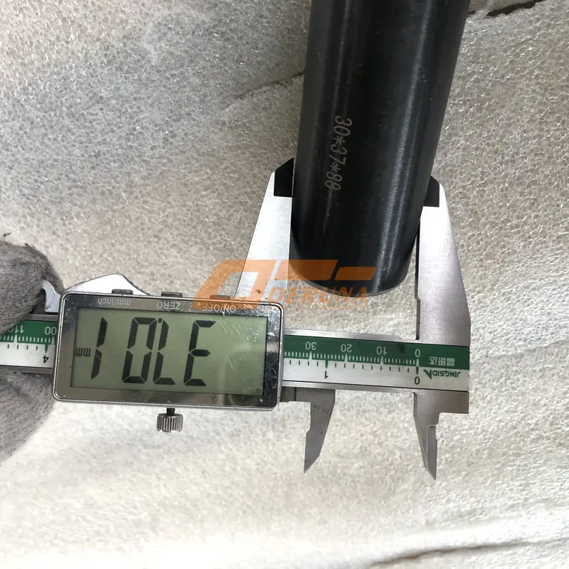 2912121-03 Metal Front Leaf Spring Pin Bushings D=37 D=30 L=87