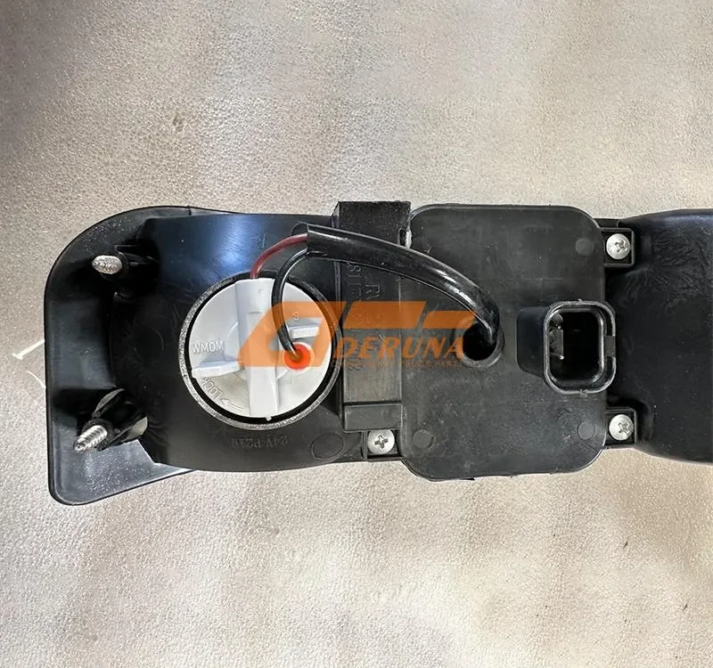 811W25320-6002 Front Combination Lamp Assembly(Right)-C7