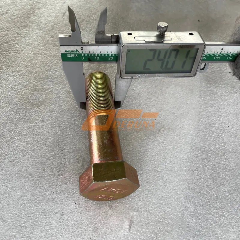 CQ1512495T Bolt Securing Reaction Bar To Axle M24 L=110