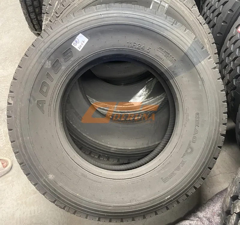 11R24.5 Tires