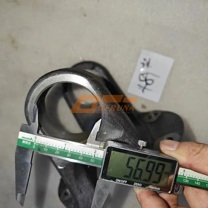 2205023B377 Pto Shaft Flange 180x4 With Grooved Cross 57x144