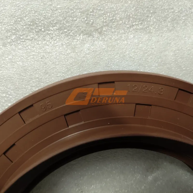 2402055-A0E Rear Axle Reducer Shank Oil Seal 152951224,3 (3310, 3250, 4250 ) J6