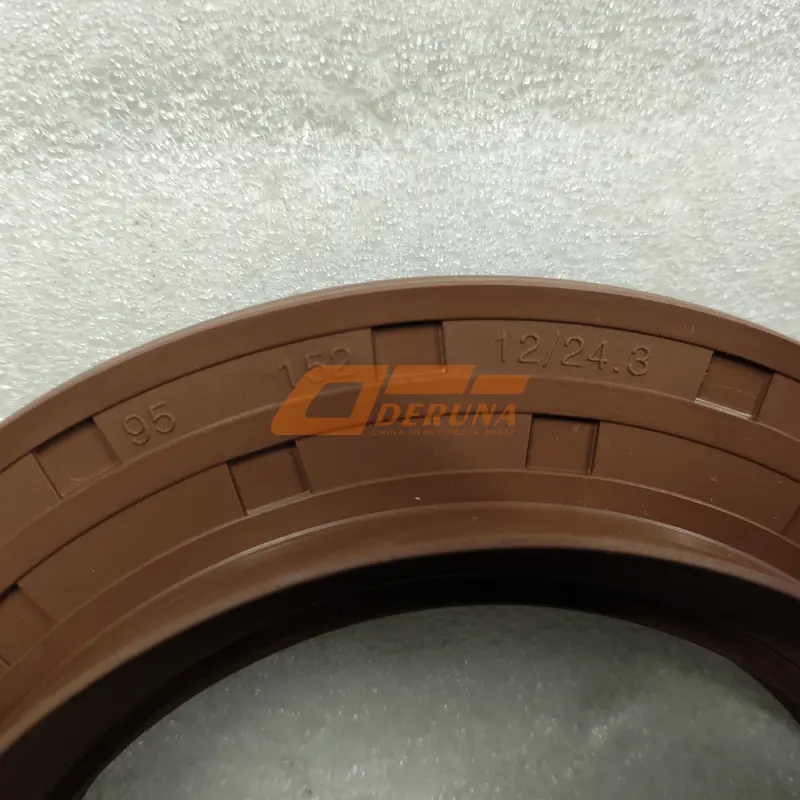 2402055-A0E Rear Axle Reducer Shank Oil Seal 152951224,3 (3310, 3250, 4250 ) J6